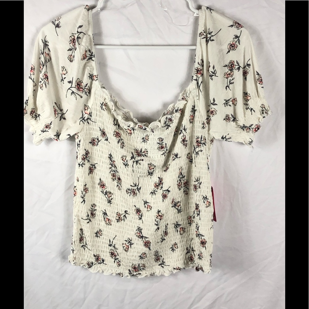 Hearts and hips white floral top